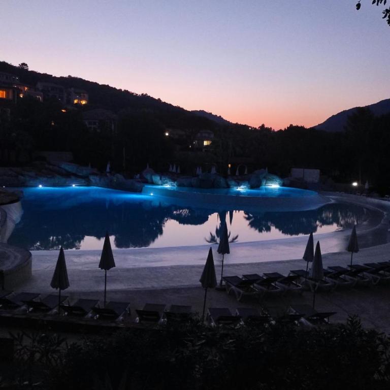 Villa Solenzaïa - Villa - 37