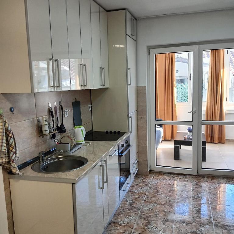 Vinogradi - Apartman sa 2 Spavaće Sobe - 1