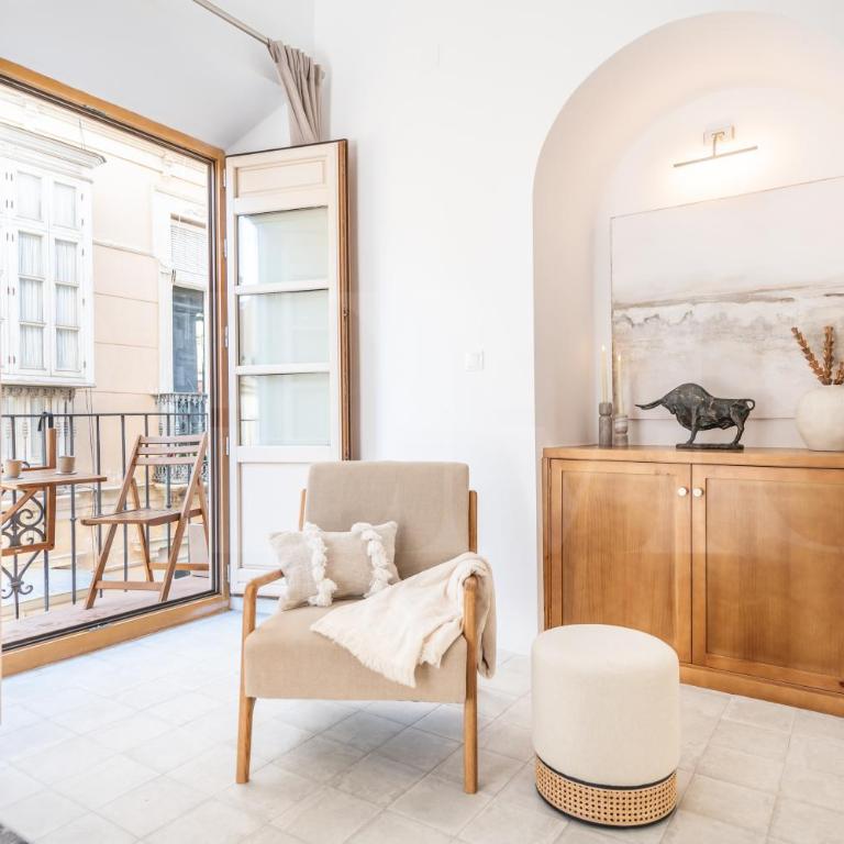 Spanish Architectural Gem Duplex - Center by REMS - Apartamento de 3 dormitorios - 4