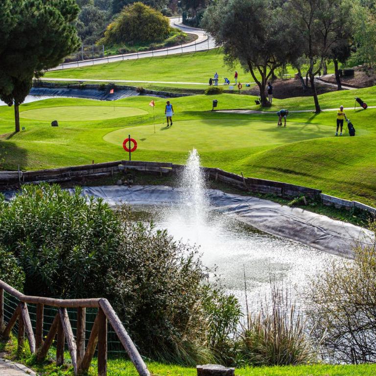 El Soto de Marbella Onsite Golf-Tennis-Padel-Gym GF 2 Bed 2 Bath Apartment P2B-P14 - Apartamento con vistas a las montañas - 10