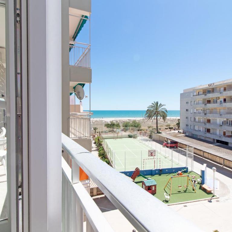 Global Vacacional, Apartamento en primera linea de playa en Canet de Berenguer - Apartment mit Meerblick - 2