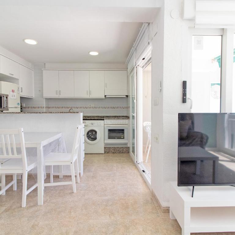 Global Vacacional, Apartamento en primera linea de playa en Canet de Berenguer - Apartment mit Meerblick - 5