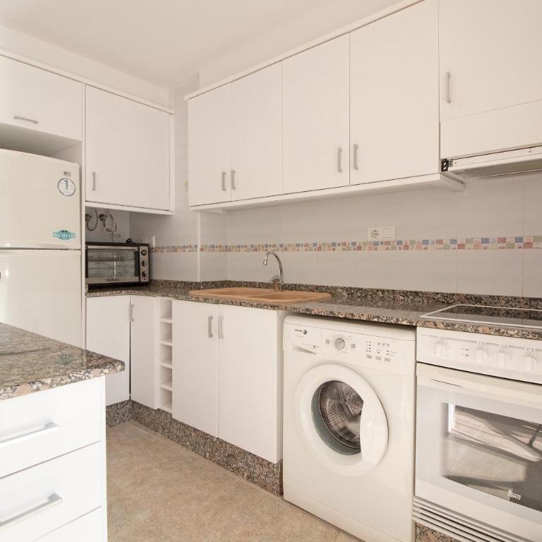 Global Vacacional, Apartamento en primera linea de playa en Canet de Berenguer - Apartment mit Meerblick - 9