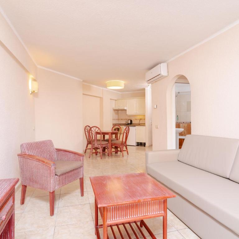 HOVIMA Santa María - One-Bedroom Apartment Economy - without views - 3