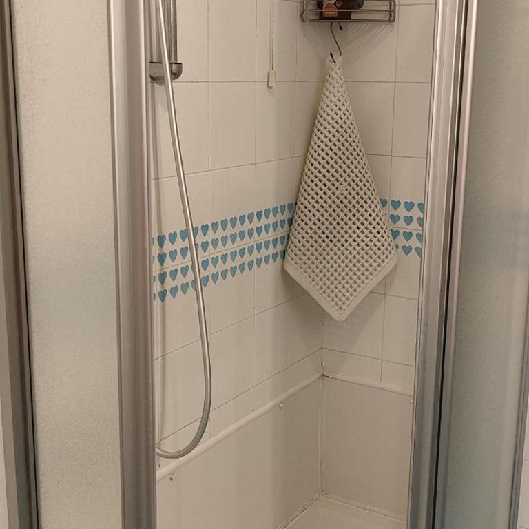 Camera doppia con bagno e terrazza - Camera Matrimoniale con Bagno Privato - 11