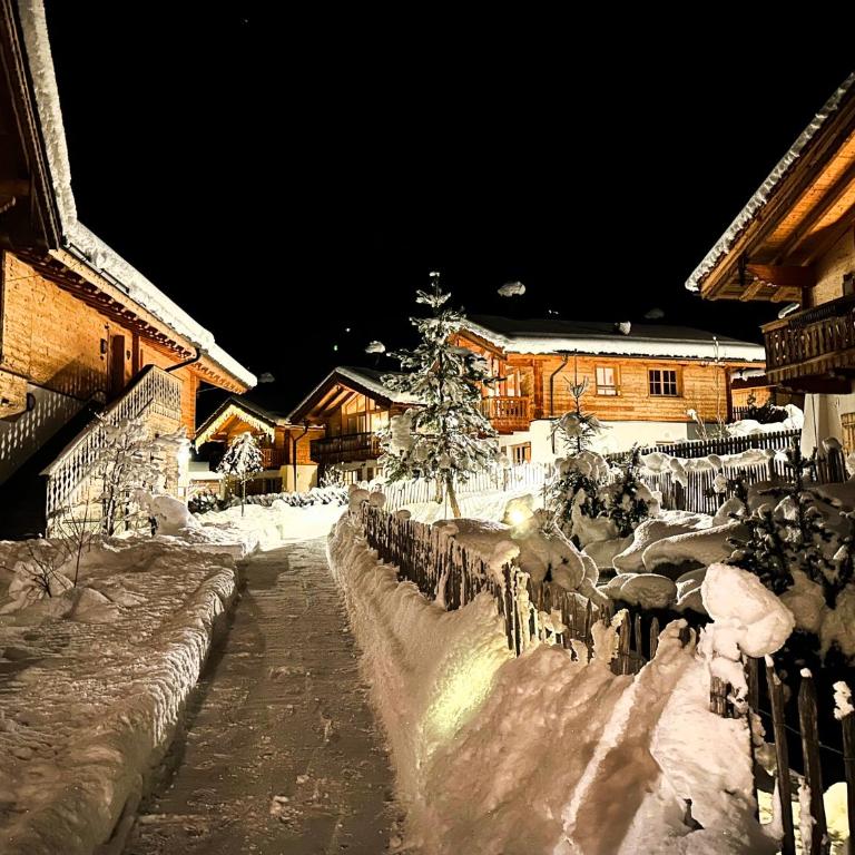 AlpenPura Boutique Chalets mit Sauna und Panoramablick - Chalet - 47