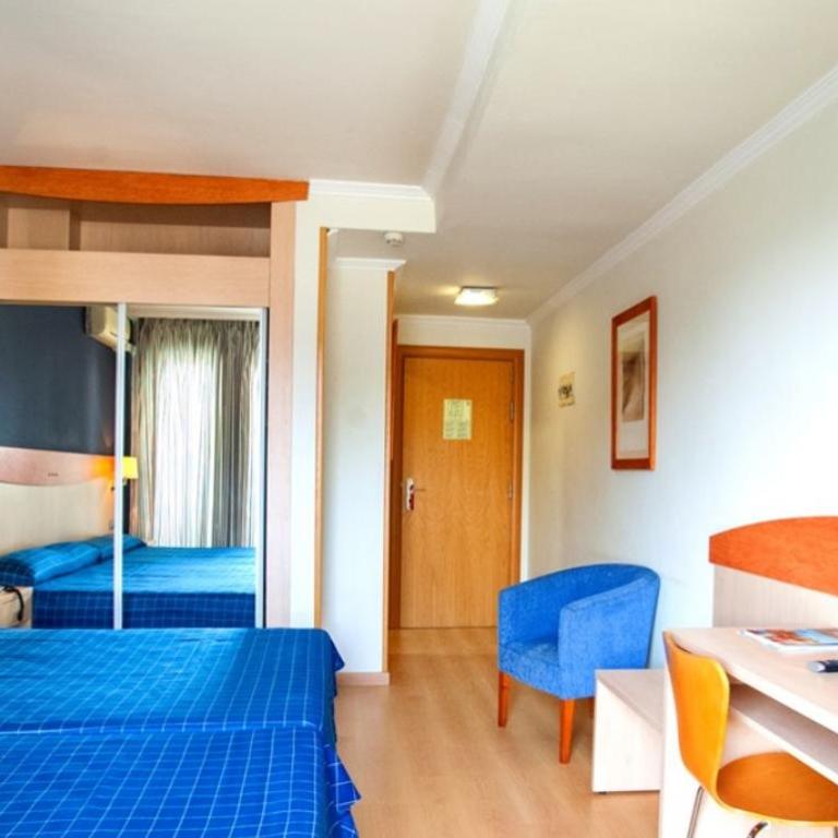 Hotel President - Habitación Familiar (1 adulto + 1 niño) - 1