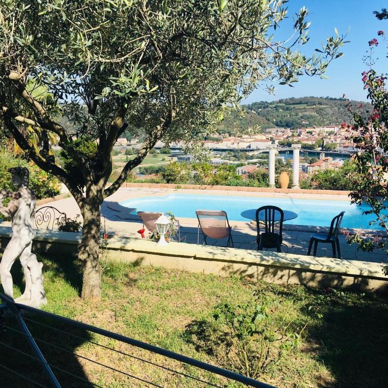La Colombe - Apartment - 4