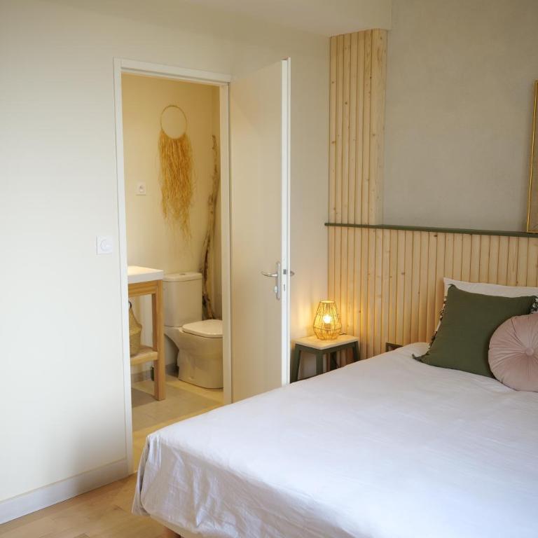 Maison Stony - Gîtes & Vignoble - Maison de Vacances 4 Chambres - 23