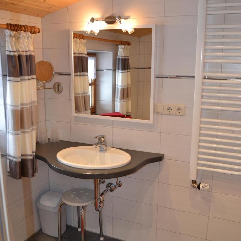 Ferienwohnungen Kressenlehen - Apartment mit Balkon - 5