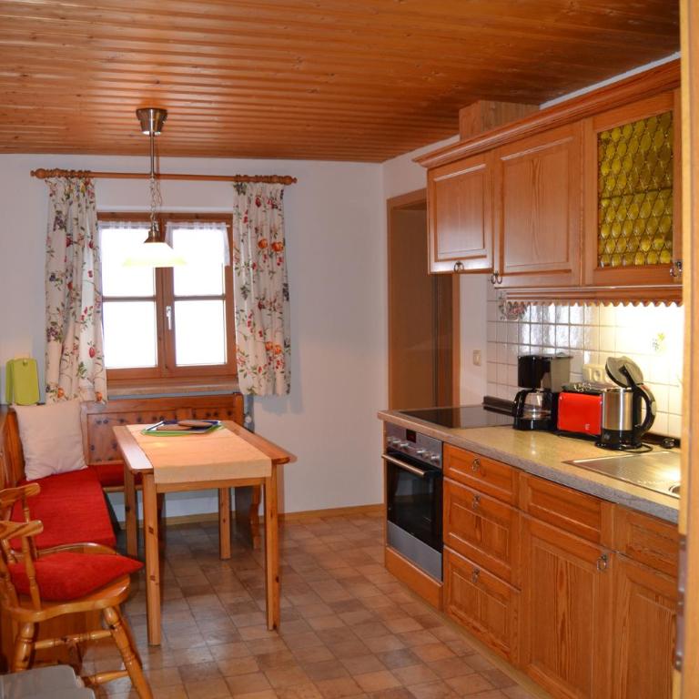 Ferienwohnungen Kressenlehen - Apartment - 2