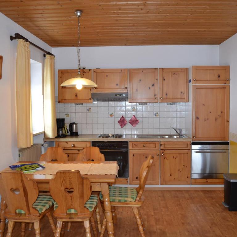 Ferienwohnungen Kressenlehen - Apartment mit Terrasse - 2