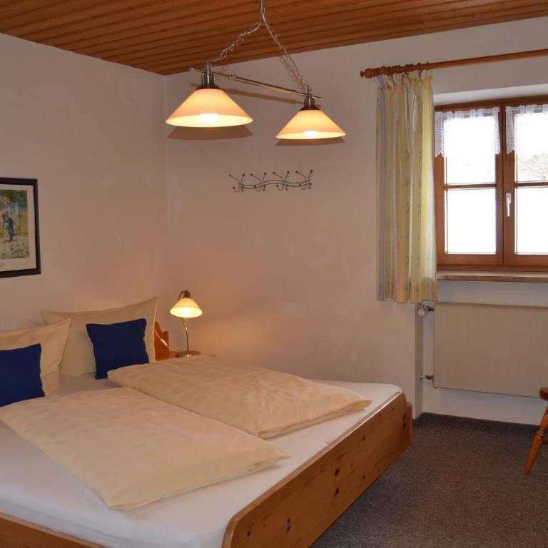 Ferienwohnungen Kressenlehen - Apartment mit Terrasse - 4