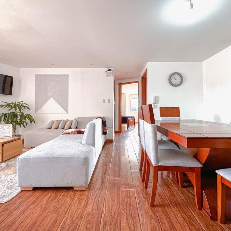 Skyline Haven Your Refuge in the City with Garage - Apartamento de 1 dormitorio - 20