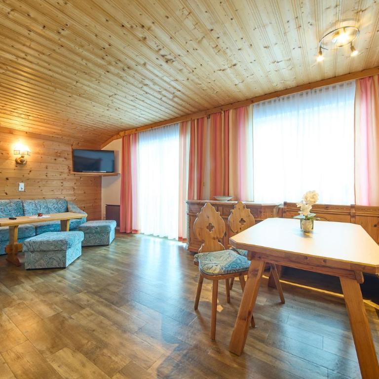 Haus Miller - Apartment mit 2 Schlafzimmern und Bergblick - 14