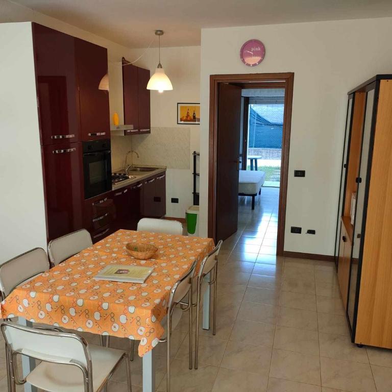 Residence MokyA1-piscina, WiFi, giardino, garage - Camera Matrimoniale Deluxe (2 Adulti + 1 Bambino) - 3