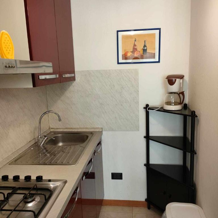 Residence MokyA1-piscina, WiFi, giardino, garage - Camera Matrimoniale Deluxe (2 Adulti + 1 Bambino) - 8