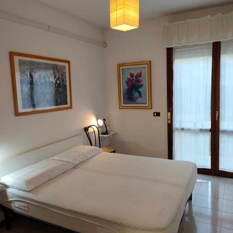 Residence MokyA1-piscina, WiFi, giardino, garage - Camera Matrimoniale Deluxe (2 Adulti + 1 Bambino) - 9