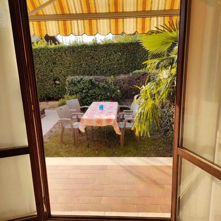 Residence MokyA1-piscina, WiFi, giardino, garage - Camera Matrimoniale Deluxe (2 Adulti + 1 Bambino) - 13