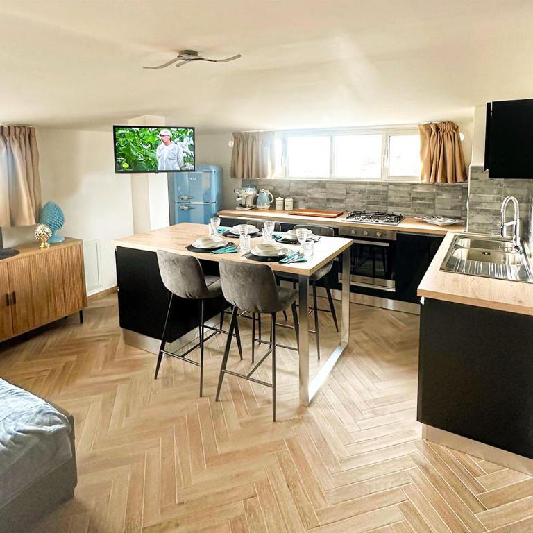 Esmeralda Holiday Home - Appartamento con 1 Camera da Letto - Non Fumatori - 8