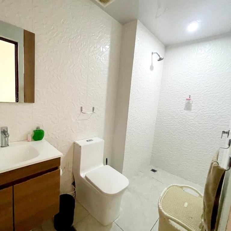 Hermoso y amplio Departamento - Apartamento de 3 dormitorios con balcón - 14