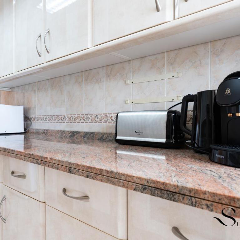 1st Line from the Beach, Views, Pool, Parking - Apartamento Deluxe de 2 dormitorios con vistas al mar - 27