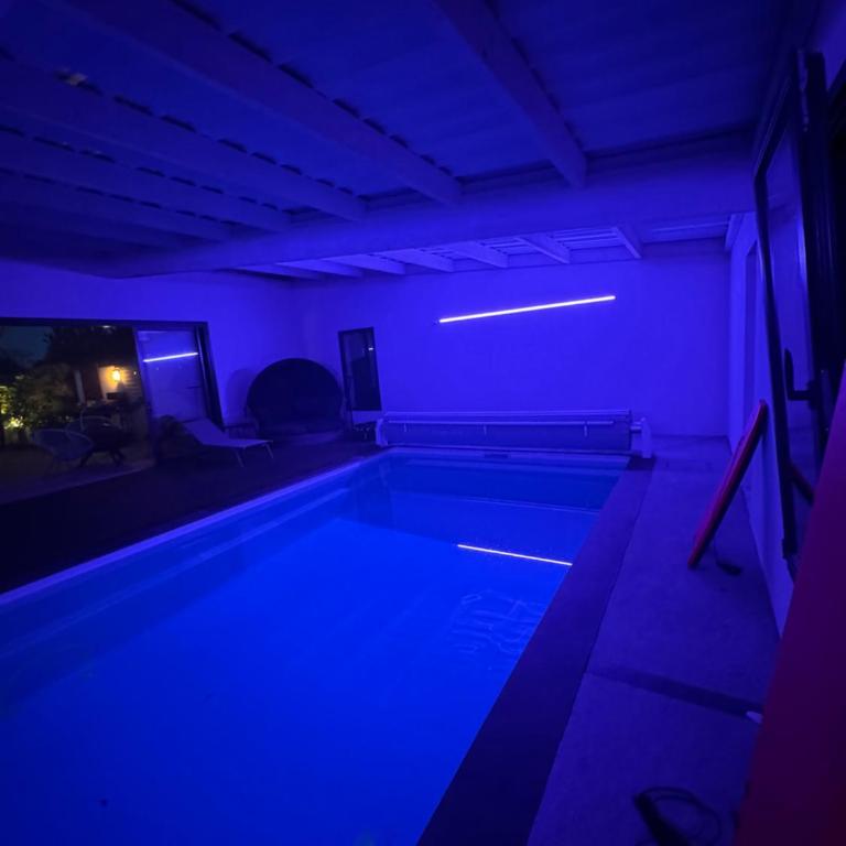 Summer House - Villa avec Piscine Privée - 69