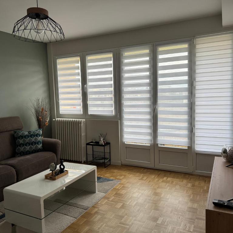 Appartement chaleureux et spacieux T3 - Apartamento de 2 dormitorios - 12