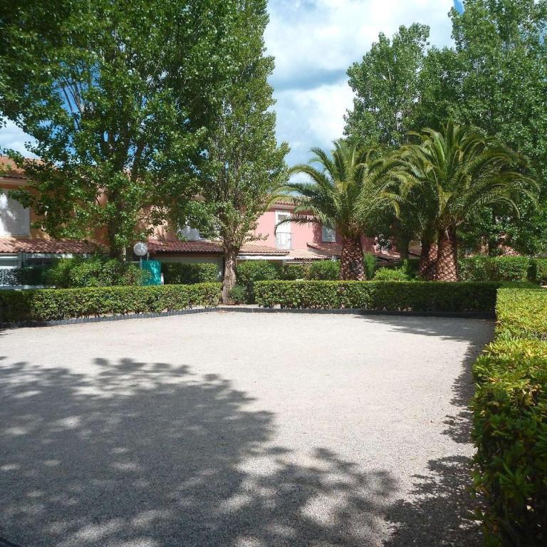 Maison spacieuse avec piscine, tennis et terrasse, parking privé à Marseillan - FR-1-387-163 - Villa - 12