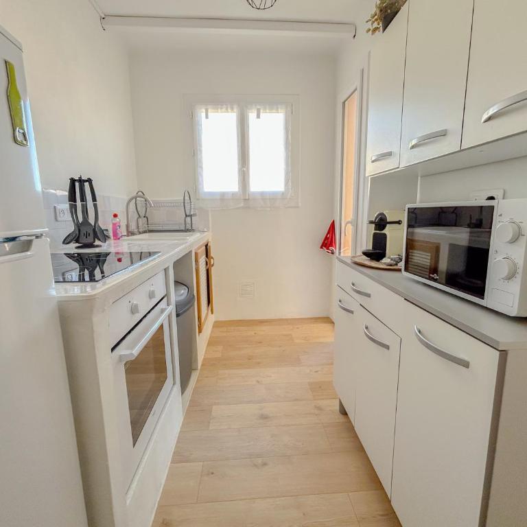 Studio tout confort 4P, Clim, plages et Parking, 4e sans ascenseur - Appartamento con 2 Camere da Letto - 7