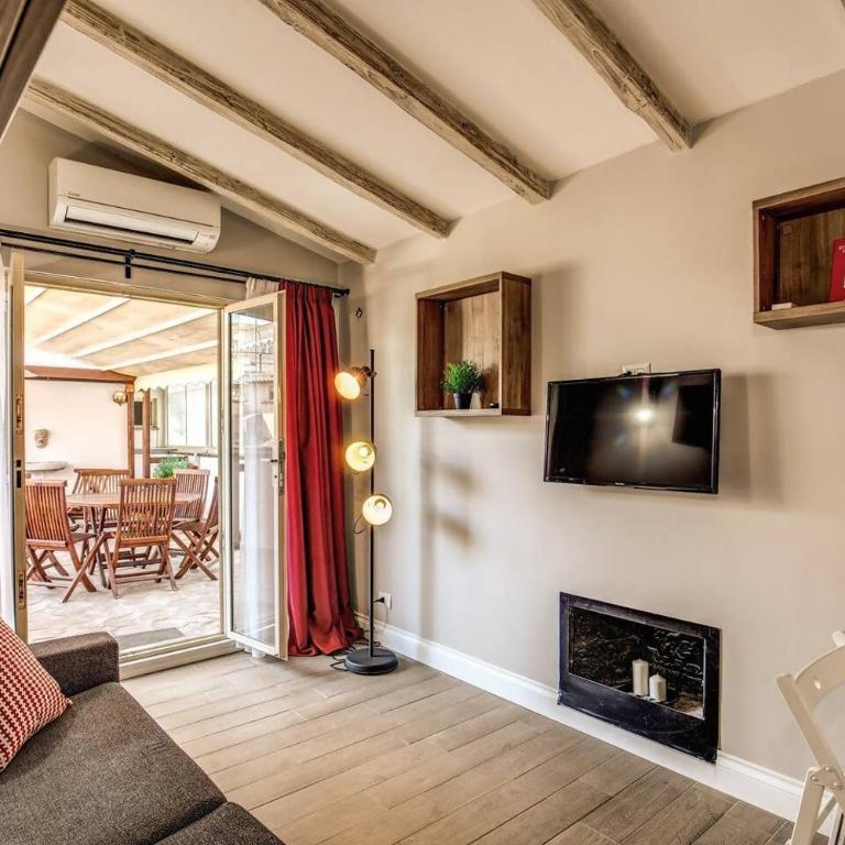 Attic with Terrace by Trevi Fountain - Appartamento con Terrazza - 2