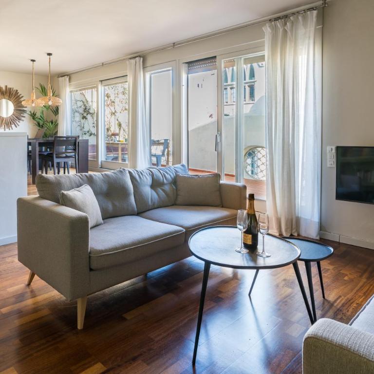 Luxury Modernist Penthouse next Paseo de Gracia - Three-Bedroom Apartment - 6