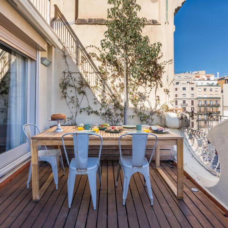 Luxury Modernist Penthouse next Paseo de Gracia - Three-Bedroom Apartment - 10