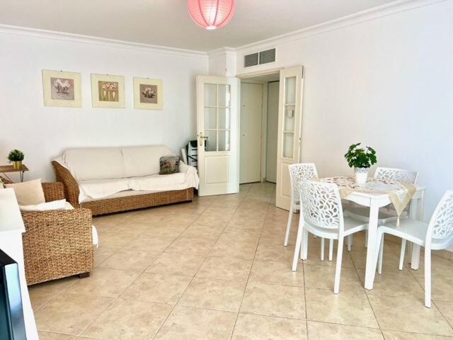 Very bright T2 near beach - Appartement 1 Chambre - 8