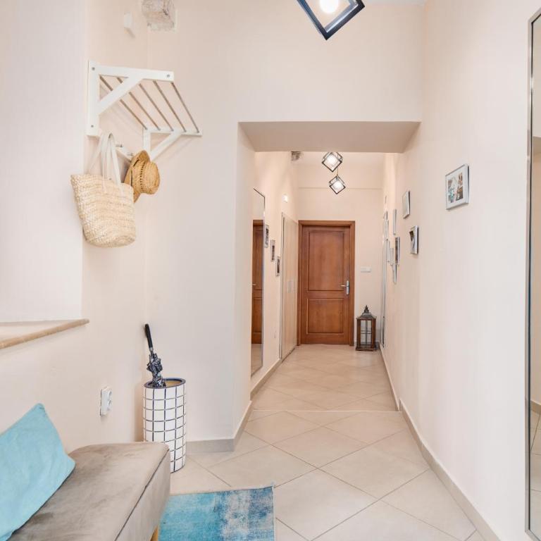 La Dolce Vita Apartment - Deluxe Apartment - 24