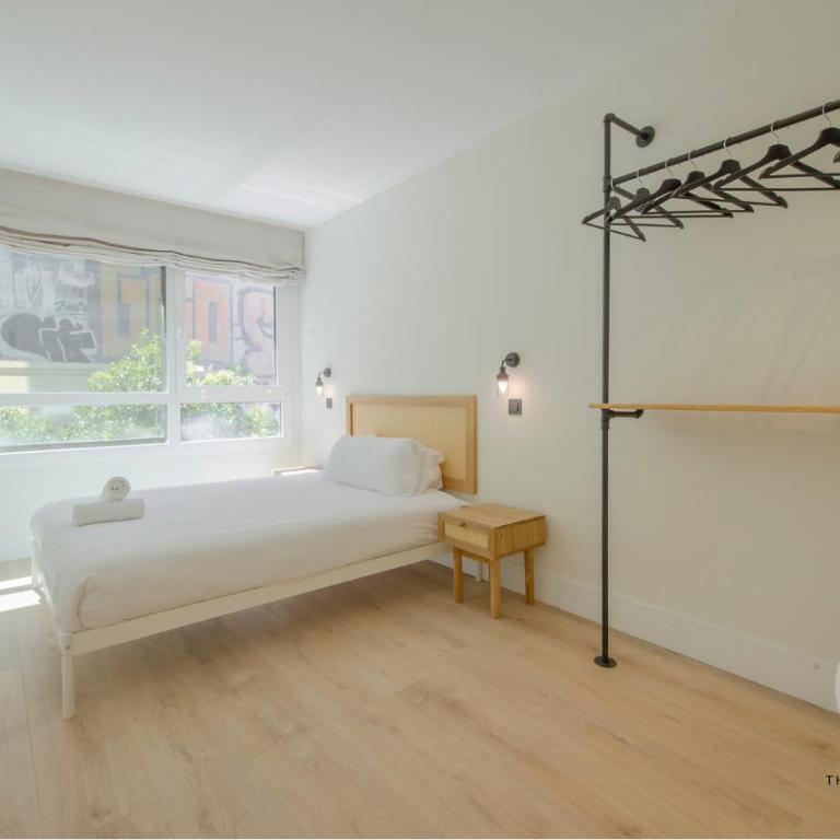 Malasaña exclusiva para 4, ven a San Bernardo 20 E3 - One-Bedroom Apartment - 25