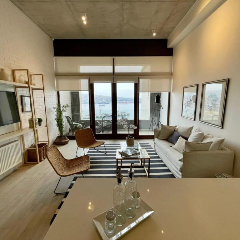 HOM I Duplex en Mejor Vista de Valparaiso y Parking - Apartamento - 11