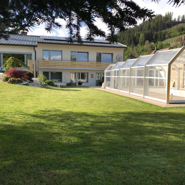 YOGA WOHLFÜHLOASE im Grünen - Apartment mit 1 Schlafzimmer und Garten - 1