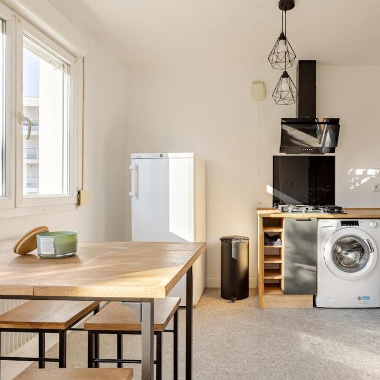 L'appart le 19 , F3 proche centre vue cathédrale, 2 chambres - Apartment mit 2 Schlafzimmern - 25