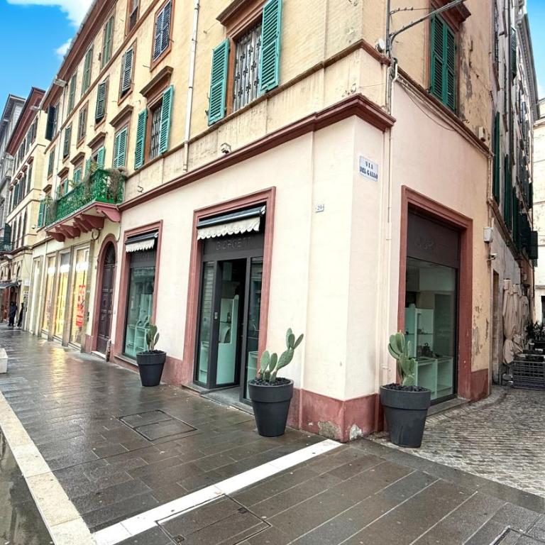 A42 - Ancona, bilocale in pieno centro - Appartamento con 1 Camera da Letto - 1