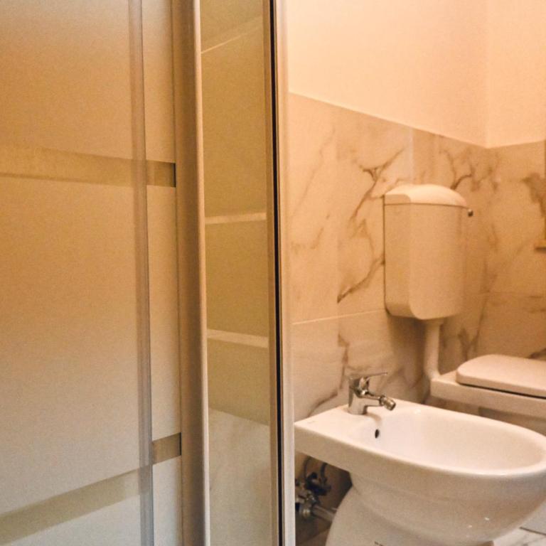 A42 - Ancona, bilocale in pieno centro - Appartamento con 1 Camera da Letto - 11