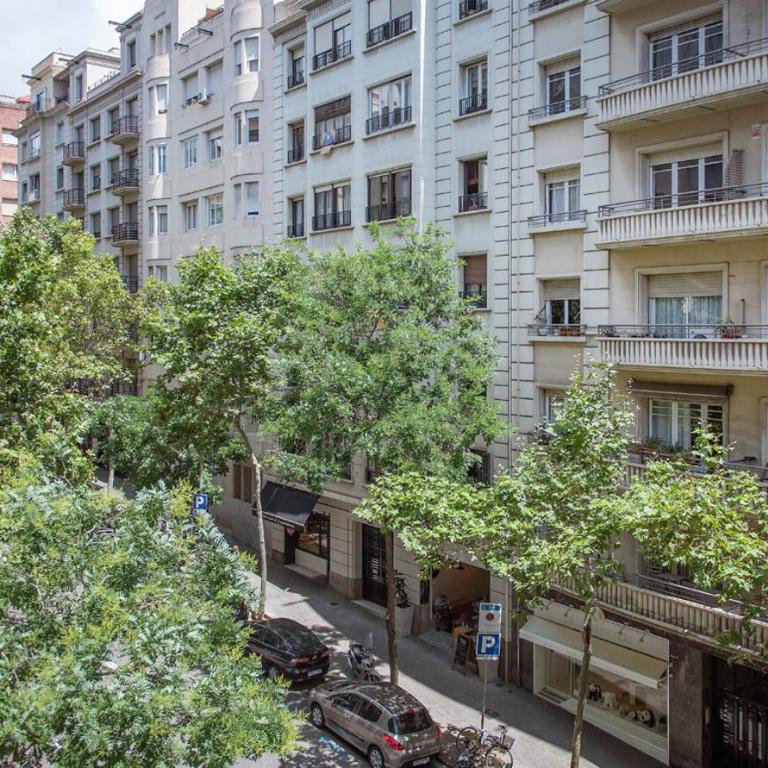 Apartamento de cuatro dormitorios en Calle Aribau You Stylish Apartments - Apartment - 11