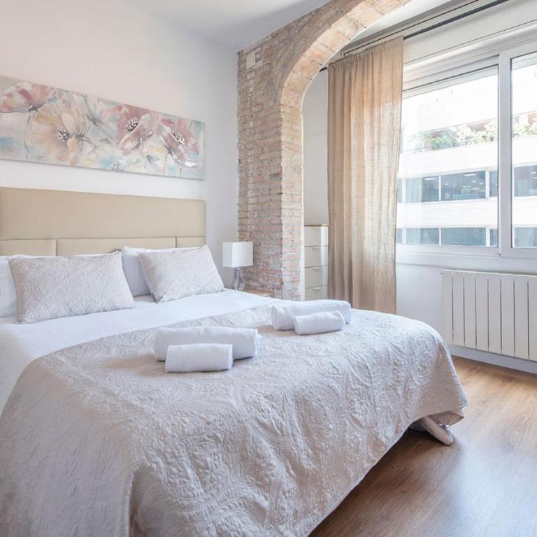 Apartamento de cuatro dormitorios en Calle Aribau You Stylish Apartments - Apartment - 4