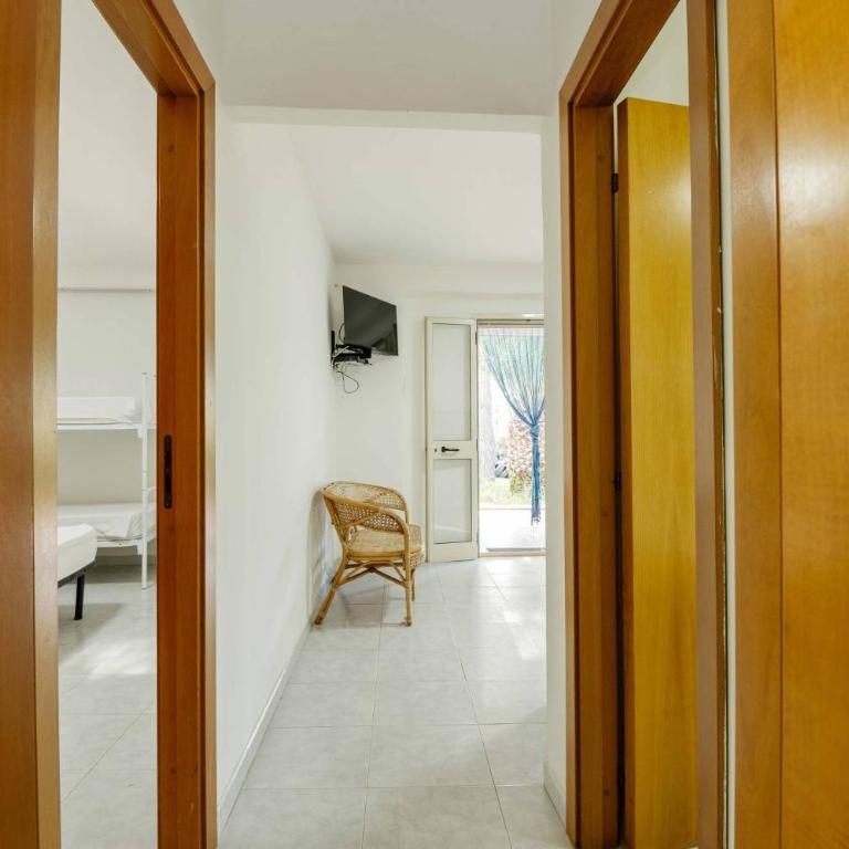 Residence Family House - Appartamento con 2 Camere da Letto - 4
