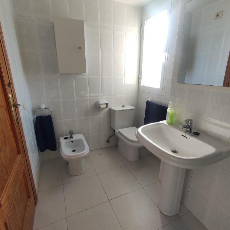 Apartamento Picasso 5 Inmomart - Apartamento de 2 dormitorios con terraza y vistas al mar - 22