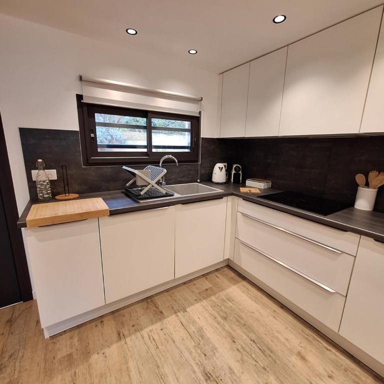 Superbe T3 vue sur mer parking privé classé 3 étoiles - Apartamento de 2 dormitorios - 9