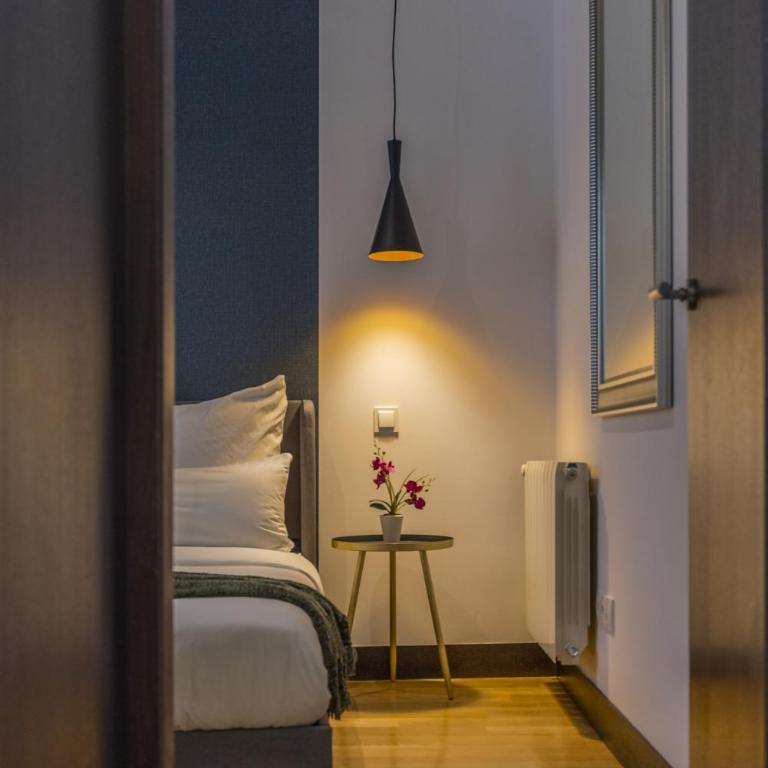 Gran Via by SkyKey - Two-Bedroom Apartment - 22