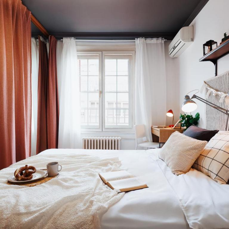 Sweet Nest 100m2 with Terrace Old Town Renovated - Three-Bedroom Apartment with Balcony - 29