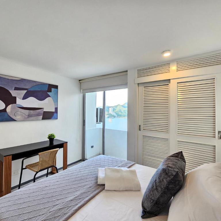 La mejor vista de la ciudad con salida a la playa! - Apartamento de 2 dormitorios con vistas - 12