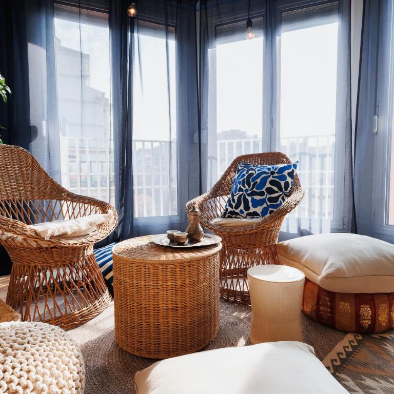 Sweet Nest 100m2 with Terrace Old Town Renovated - Three-Bedroom Apartment with Balcony - 36